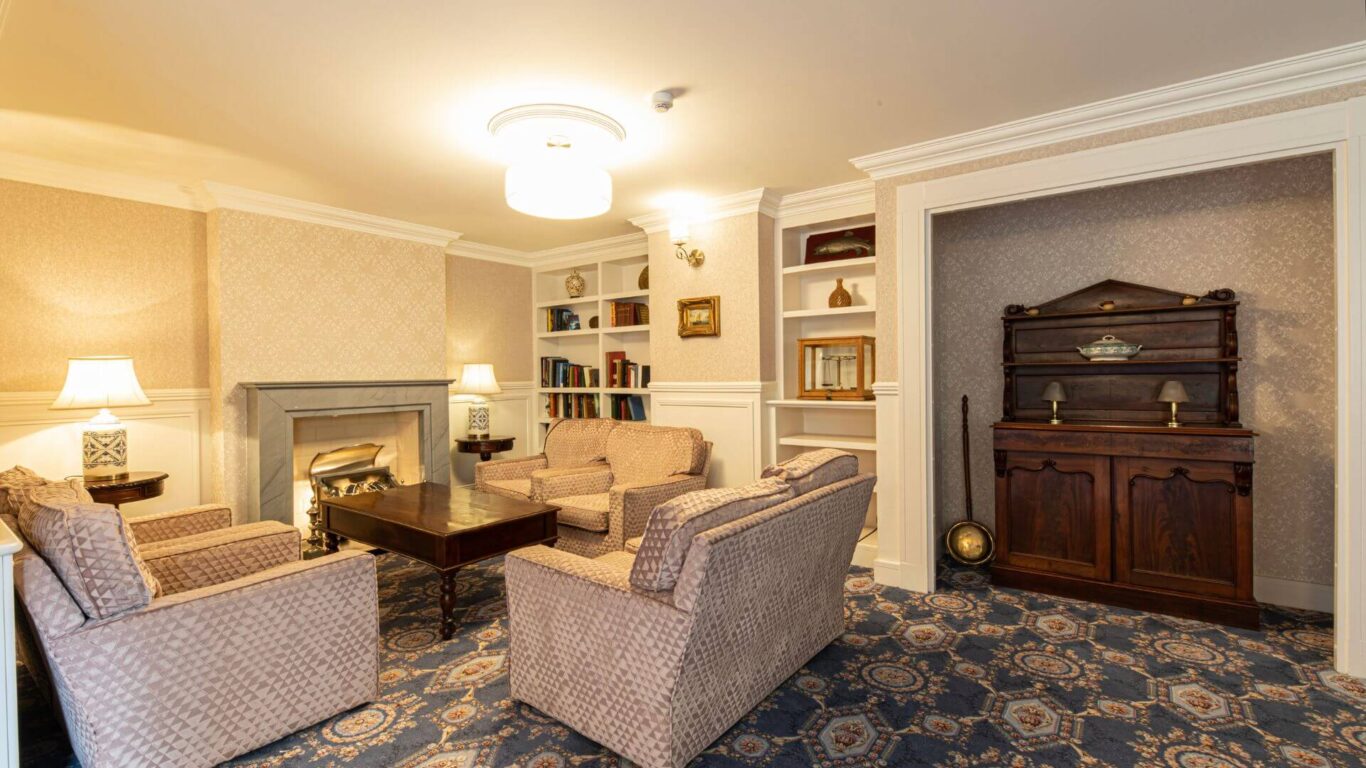 Biden-Lounge-Interior-