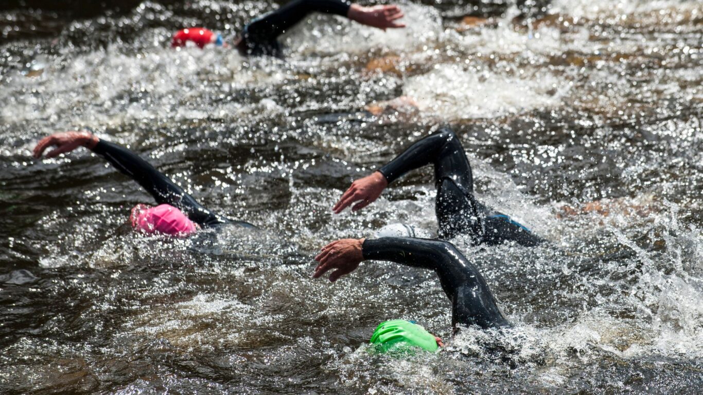Triathlon Mayo Stock